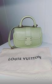 Borsina Louis Vuitton modello Hide and Speek
