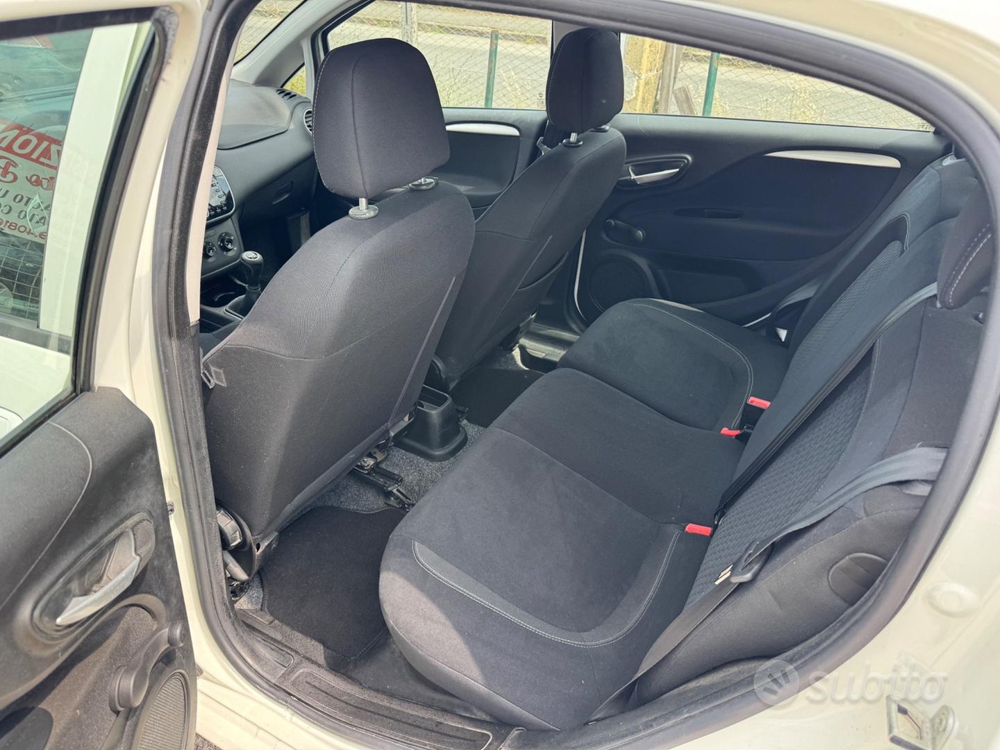 Fiat Punto 2016 photo 3