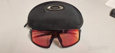 Oakley Sutro 