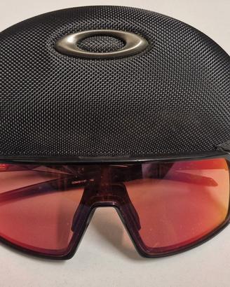 Oakley Sutro 