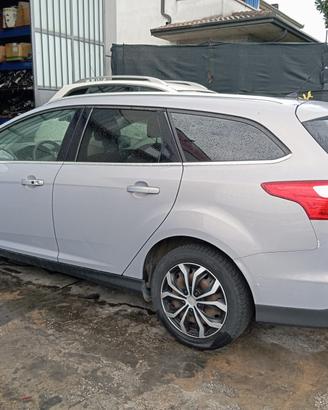 FORD FOCUS anno 2011 SW 1.6 benzina kw110 motore J