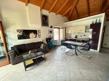 2 LOCALI A GASSINO TORINESE