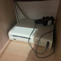 Xbox 360 e giochi.prezzo trattabile fino a 30€