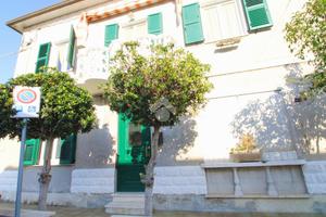 CASA SEMINDIPENDENTE A CASTELFIDARDO