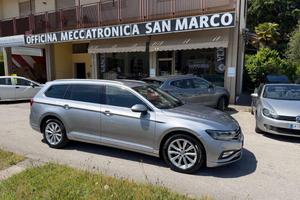 VOLKSWAGEN - Passat Variant - Passat Var. 1.6 TDI