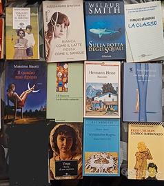 libri vari di letteratura in blocco