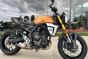 SUZUKI GSX-8T Abs