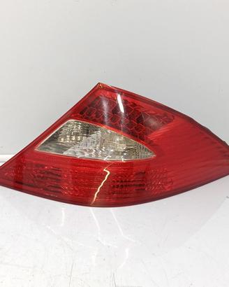 Faro fanale stop posteriore dx mercedes cls320 200