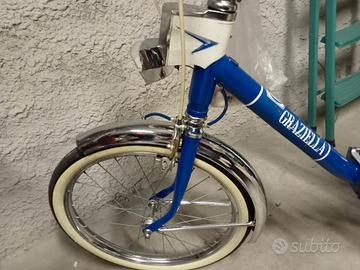 Graziella bicicletta blù oltremare vintage.