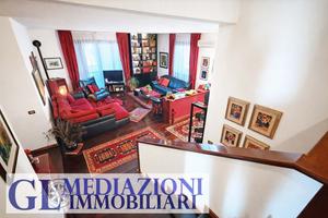 Porzione di villa in centro a Noale Rif. GL1608