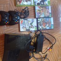 xbox360 con giochi e joystick 