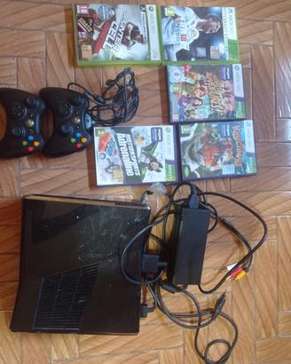 xbox360 con giochi e joystick 