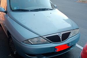 Lancia Y