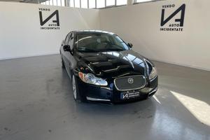 JAGUAR XF 3.0 D V6 240CV LUXURY CAMBIO AUTOMATIC
