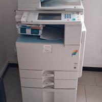Stampante multifunzione ricoh aficio mp c2051