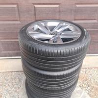 Gomme  255/45/19