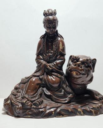 Antica Scultura Cinese Guanyin Seduta Su Cane Foo