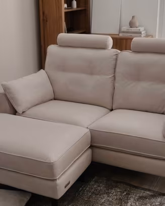 Divano + 4 poltroncine