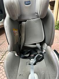 Sediolino auto isofix