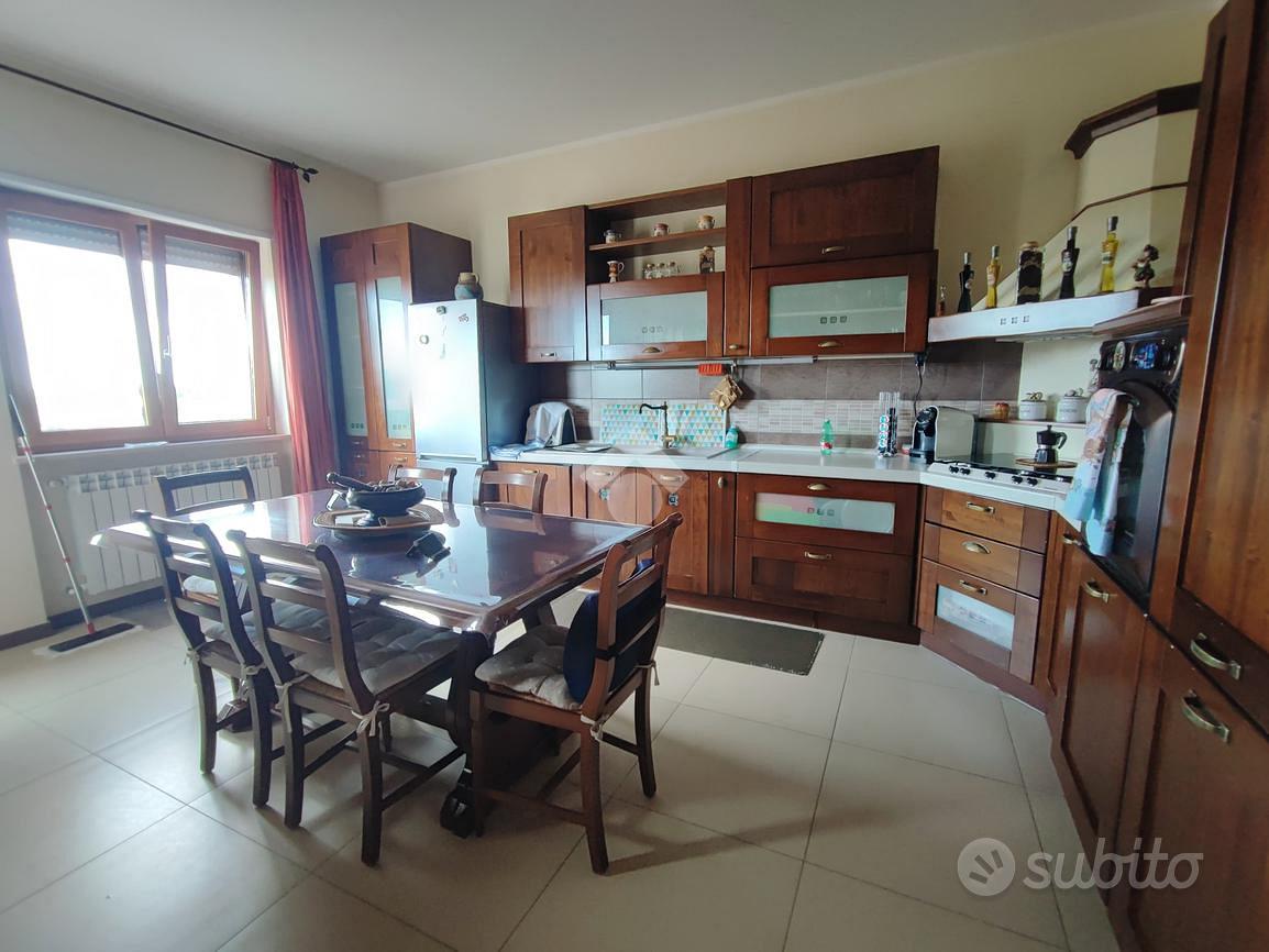 4 LOCALI A FOGGIA - Vista 3