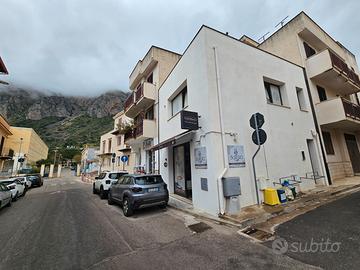 Bar zona scule elementari