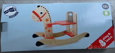 Cavallucio a dondolo in legno