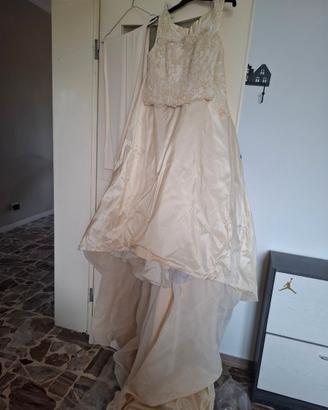 Abito da sposa Clara Couture,puzzo e seta