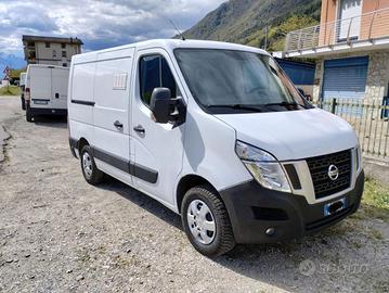 NISSAN NV 400 2.3 dCi 130CV Furgone