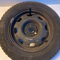 4 Cerchi e 4 gomme invernali 13"