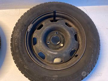 4 Cerchi e 4 gomme invernali 13"