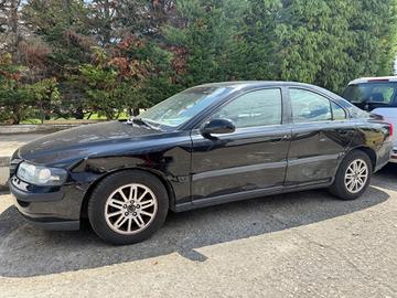 VOLVO S60 2.4 D RICAMBI USATI
