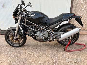 Ducati Monster S4 916