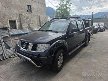 Nissan Navara d.cab 2.5 dci XE 174cv