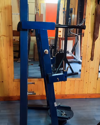 Attrezzo isotonico