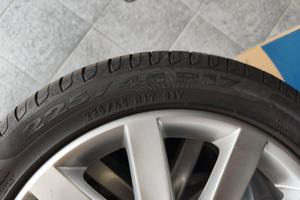 Cerchi e gomme da 17' originali Volkswagen (85%)
