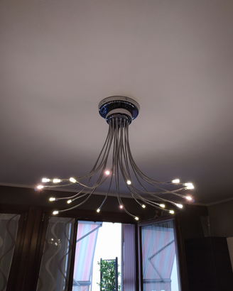 Lampadario moderno 20 bracci flessibili
