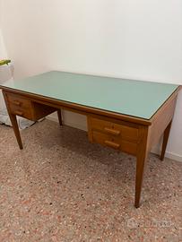 Scrivania vintage