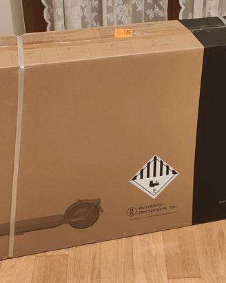 Monopattino Elettrico Xiaomi Electric Scooter Elit