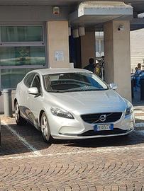VOLVO V40 Cross Country D2 1.6 Volvo Ocean Race N1