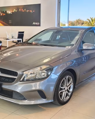 MERCEDES A 180d Sport Navi/Retro