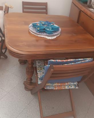 tavolo in legno inglese