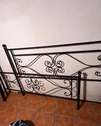 Letto matrimoniale in ferro