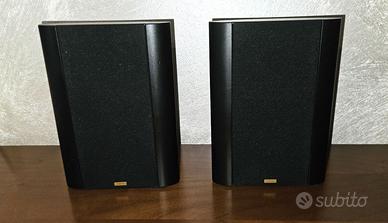 Diffusori da scaffale Jamo Surround 160