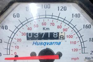 Moto Husqvarna 125