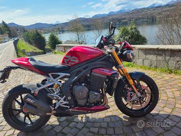 Triumph speed triple 1200 rs 
