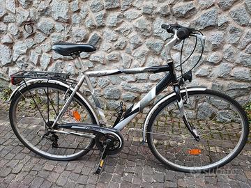 Bicicletta da Trekking 28  con cambio 3x6