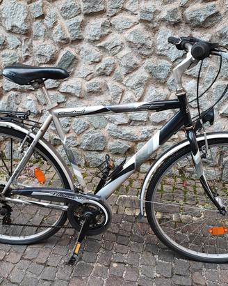 Bicicletta da Trekking 28  con cambio 3x6