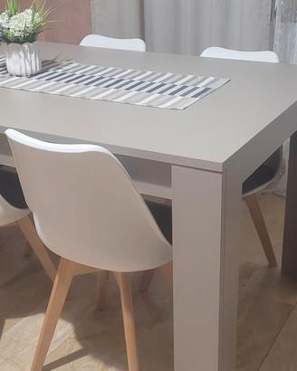 Tavolo soggiorno 