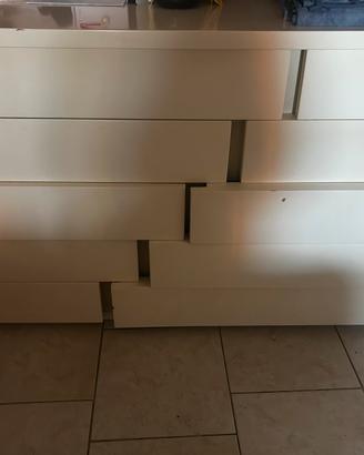 Cassettiera