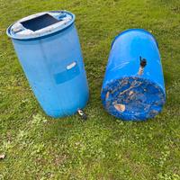 Bidoni acqua per giardino